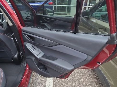 Used 2018 Subaru Crosstrek 2.0i Premium w/ Moonroof Package AWD/4WD image 19