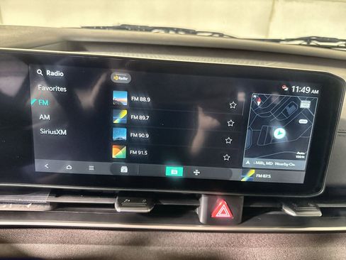 New 2026 Kia Carnival EX FWD image 18