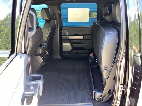 New 2025 Ford F150 Lariat w/ Equipment Group 501A Mid image 37