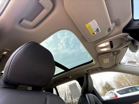 Used 2024 Volvo XC90 B6 Plus w/ Protection Package Premier image 22