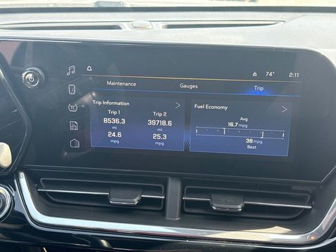 Certified 2024 Chevrolet Trax RS w/ Driver Confidence Package image 22