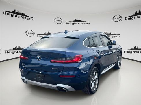 Used 2023 BMW X4 xDrive30i w/ Parking Assistance Package image 4