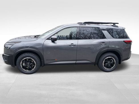 New 2025 Nissan Pathfinder Rock Creek image 2