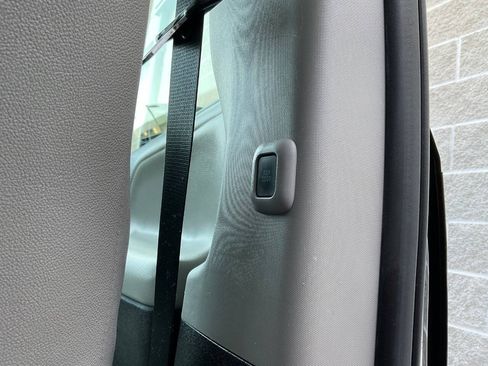Used 2016 Toyota Sienna Limited w/ Protection Package FWD image 53