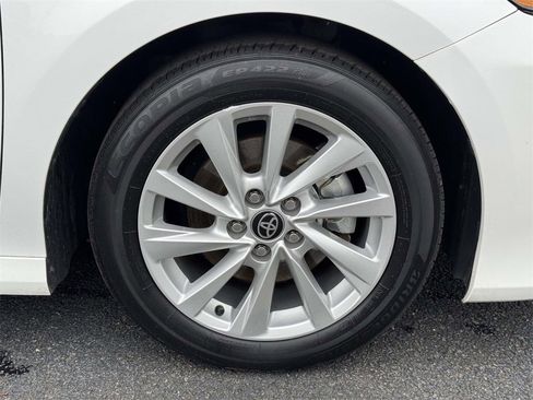 Used 2024 Toyota Camry LE image 25