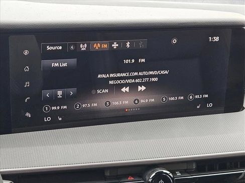 Used 2025 Nissan Murano SV FWD image 12