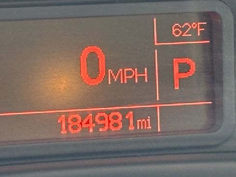 Used 2014 FIAT 500L Easy w/ Popular Equipment Group FWD image 21