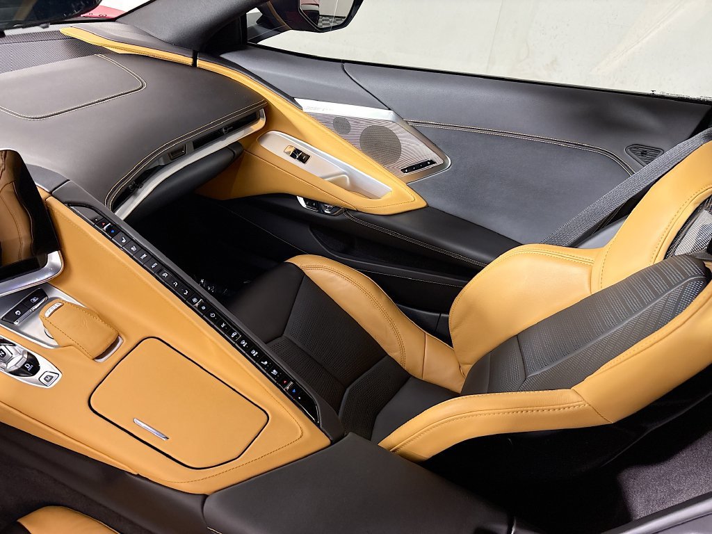 Used 2023 Chevrolet Corvette Stingray Preferred Cpe w/ Z51 Performance Package RWD image 25