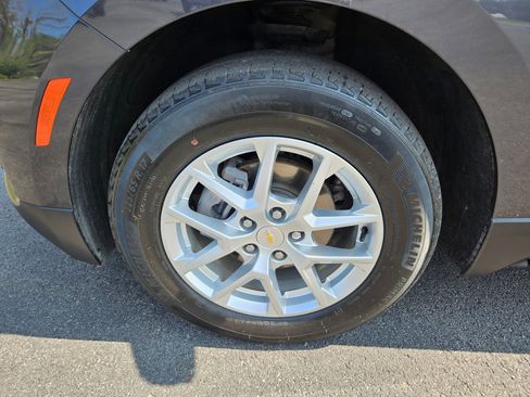 Used 2022 Chevrolet Equinox LS image 26