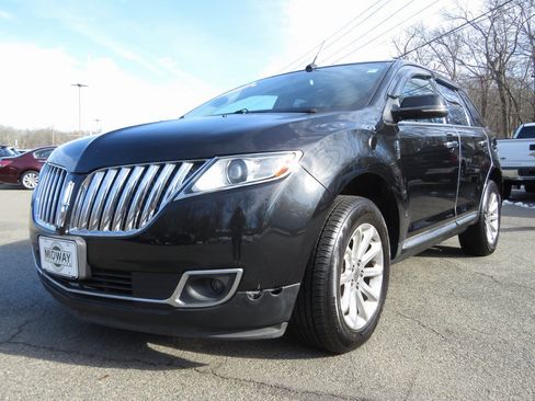 Used 2014 Lincoln MKX AWD w/ Equipment Group 101A image 1