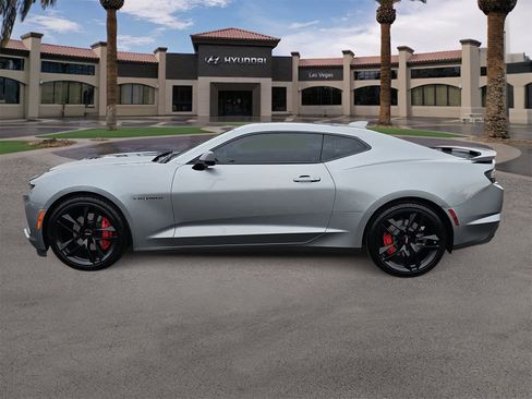 Used 2023 Chevrolet Camaro SS image 5