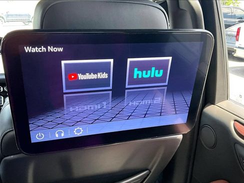 Used 2023 GMC Yukon Denali Ultimate w/ LPO, Floor Liner Package AWD/4WD image 39