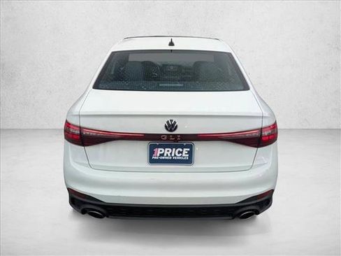 Used 2025 Volkswagen Jetta GLI Autobahn image 6