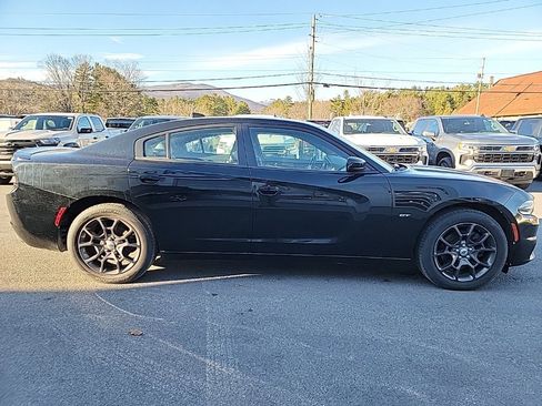 Used 2018 Dodge Charger GT AWD/4WD image 4
