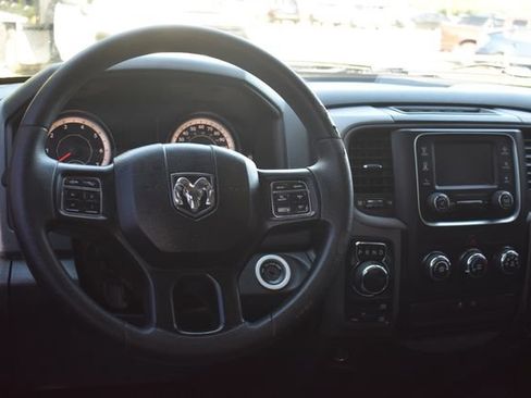 Used 2017 RAM 1500 Express w/ Black Ram 1500 Express Group AWD/4WD image 20