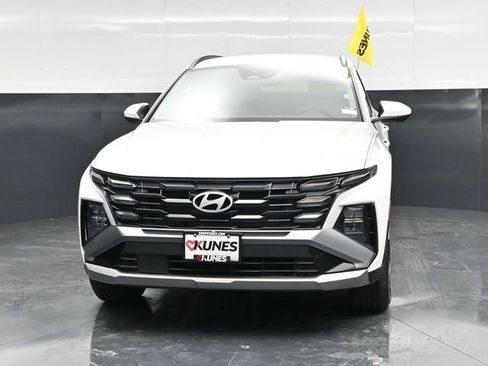 Used 2025 Hyundai Tucson SEL image 2
