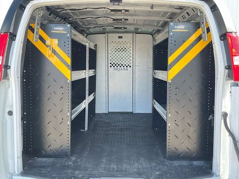 Used 2024 Chevrolet Express 2500 w/ Driver Convenience Package RWD image 23
