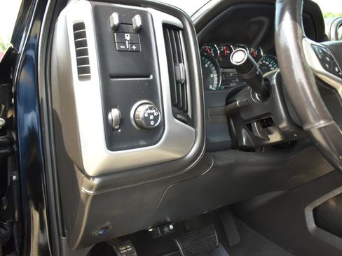 Used 2018 GMC Sierra 1500 SLT w/ Enhanced Driver Alert Package RWD image 39