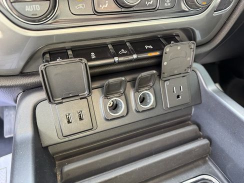 Certified 2018 Chevrolet Silverado 1500 LT w/ Texas Edition image 19