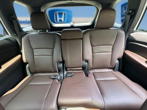 Used 2025 Honda Passport EX-L image 27