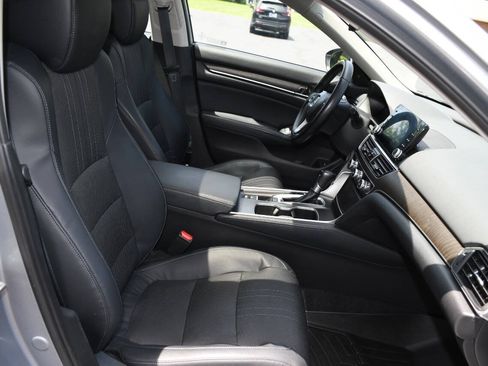 Used 2018 Honda Accord EX-L image 23