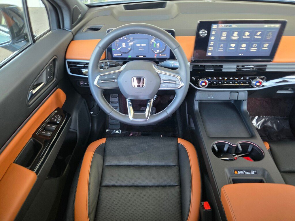 Used 2026 Honda Prologue Elite image 11