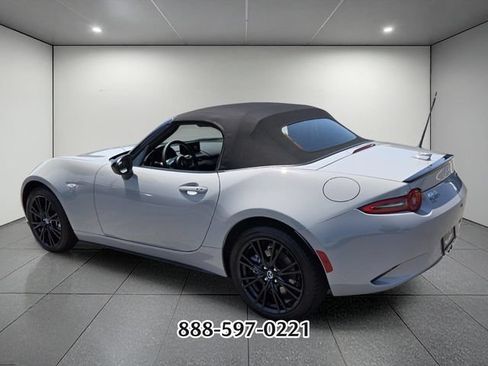Certified 2026 MAZDA MX-5 Miata Club w/ Interior Package RWD image 31