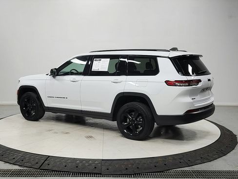 Used 2024 Jeep Grand Cherokee L Laredo AWD/4WD image 5