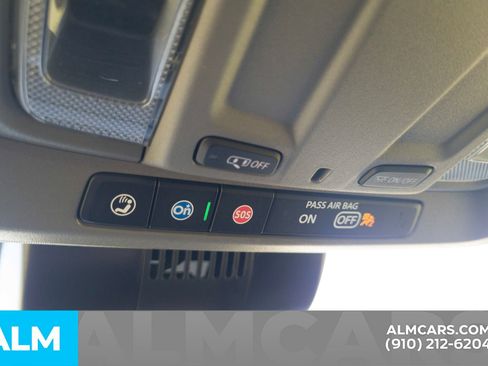 Used 2024 Chevrolet Silverado 1500 Custom image 16