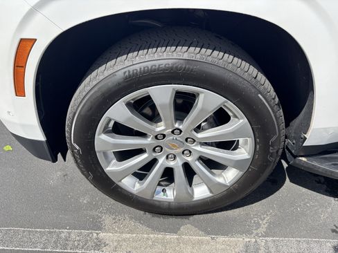 Used 2025 Chevrolet Tahoe Premier w/ Sun And Tow Package RWD image 13
