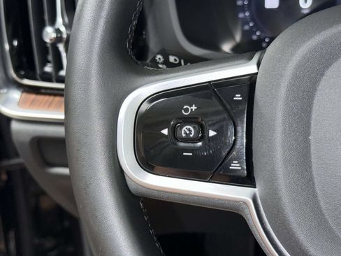 Used 2025 Volvo V60 B5 Cross Country Plus AWD/4WD image 31
