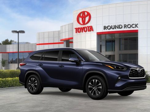 New 2026 Toyota Highlander XLE image 14
