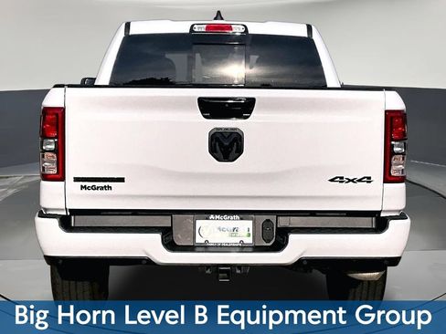 Used 2023 RAM 1500 Big Horn AWD/4WD image 7