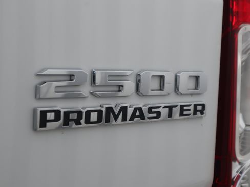 New 2026 RAM ProMaster 2500 w/ Premium Convenience Group FWD image 34