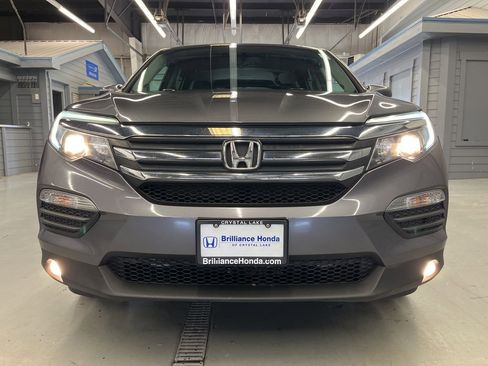 Used 2017 Honda Pilot EX-L image 2