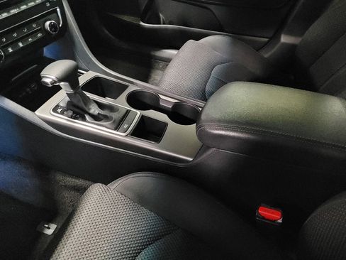 Used 2020 Kia Optima LX FWD image 26