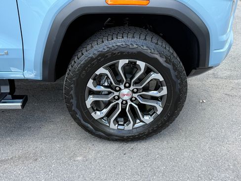 New 2026 GMC Canyon Denali AWD/4WD image 12