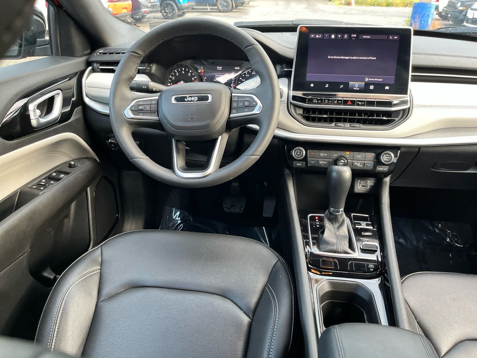 Used 2025 Jeep Compass Limited AWD/4WD image 25