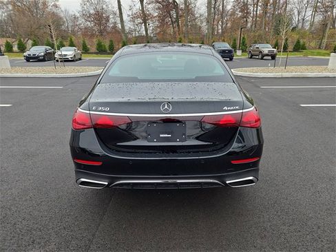 New 2026 Mercedes-Benz E 350 4MATIC Sedan image 4