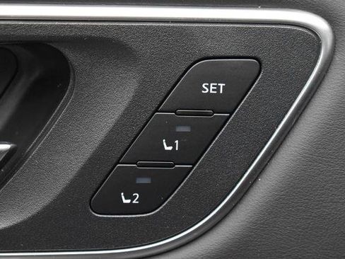 Certified 2026 Nissan Rogue Platinum w/ Platinum Premium Package AWD/4WD image 12