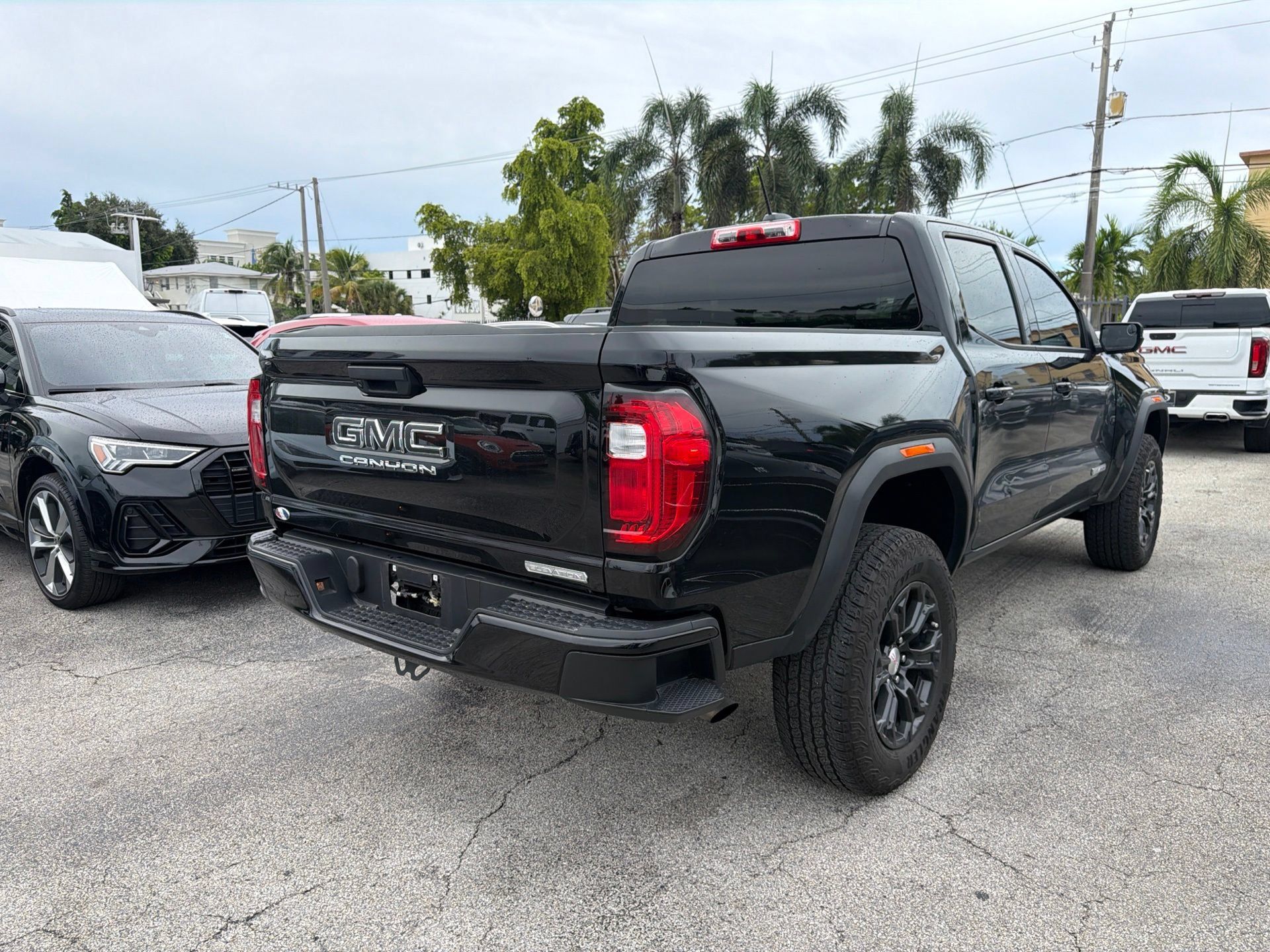 Used 2024 GMC Canyon Elevation RWD image 4