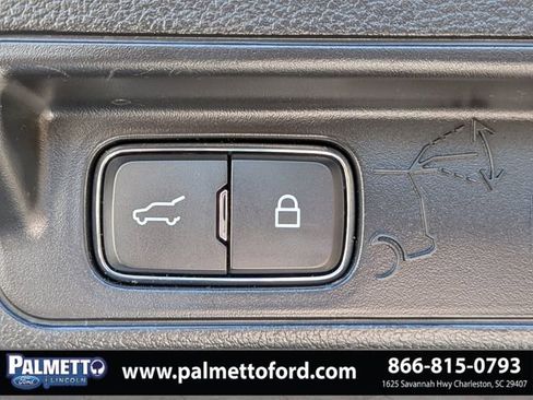 Used 2022 Ford Explorer XLT w/ Equipment Group 202A image 14