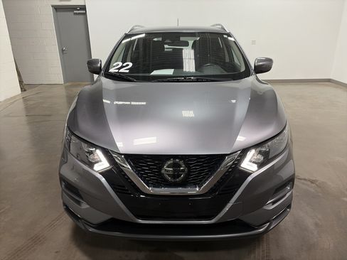 Used 2022 Nissan Rogue Sport SV AWD/4WD image 35