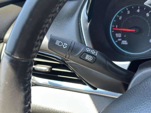 Used 2020 Chevrolet Traverse LT w/ Driver Confidence II Package AWD/4WD image 22