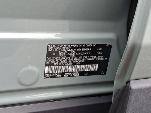 Used 2023 Toyota RAV4 XLE w/ Convenience Package image 25