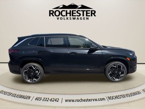 New 2026 Volkswagen Tiguan SEL R-Line AWD/4WD image 8