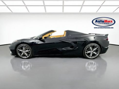 Used 2023 Chevrolet Corvette Stingray Premium Conv w/ Z51 Performance Package RWD image 8