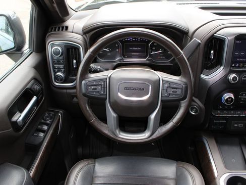Used 2021 GMC Sierra 1500 Denali w/ Denali Ultimate Package AWD/4WD image 14