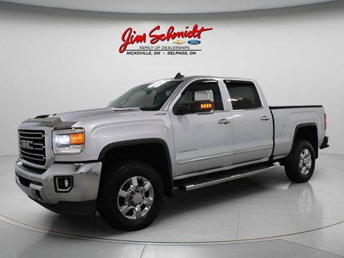 Used 2019 GMC Sierra 2500 SLT w/ Duramax Plus Package image 2