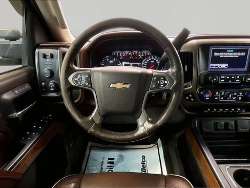 Used 2016 Chevrolet Silverado 2500 High Country w/ Duramax Plus Package AWD/4WD image 10